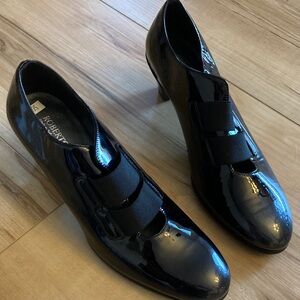 Patent Black woman’s Dress Shoes